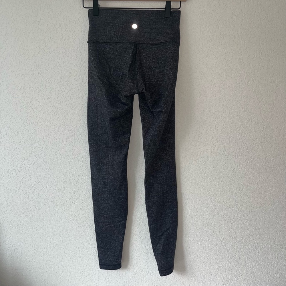 Lululemon Wunder Under High-Rise Tight
28"*Luon Size 4 - Picture 4 of 7